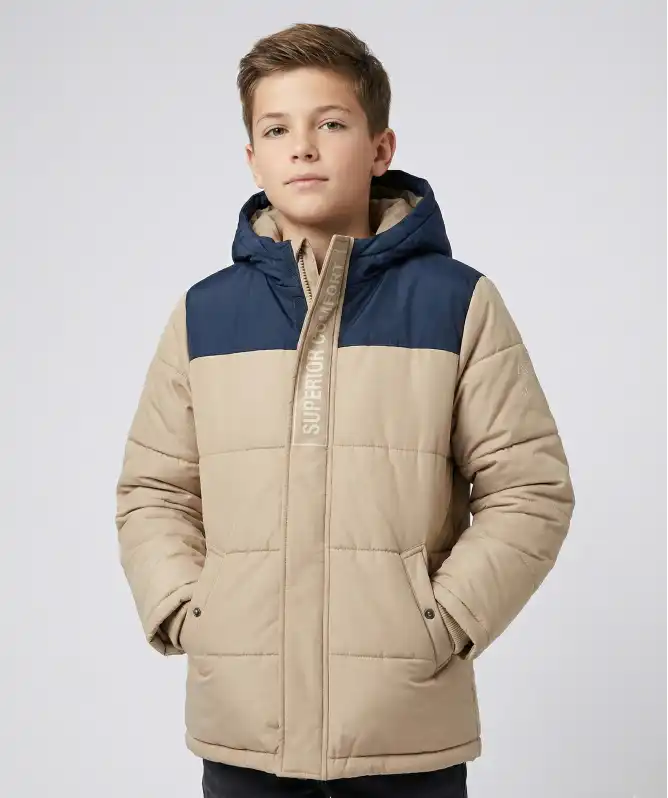 Gewatteerd jack met capuchon