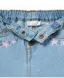 Jeans mit Blumenstickereien