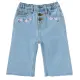 Jeans mit Blumenstickereien