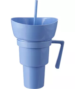 Trinkbecher mit Schale und Strohhalm