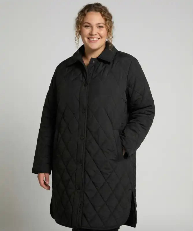 Prošívaný kabát s límcem