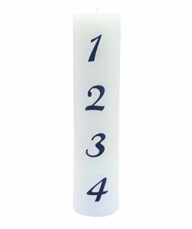Świeca adwentowa z nadrukowanymi numerami