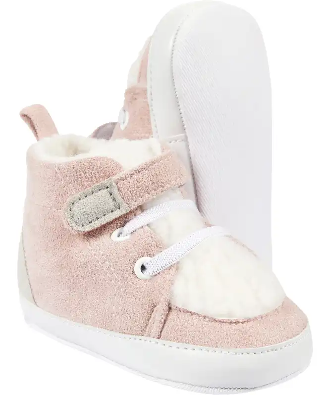 Babyschuhe aus Velours