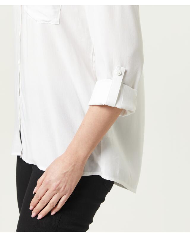 Blouse for women, white (KiK Weiße Bluse (weiß)) — KiK, authentic German product in Morocco