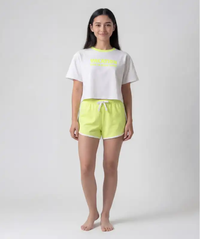 Kurzer Pyjama