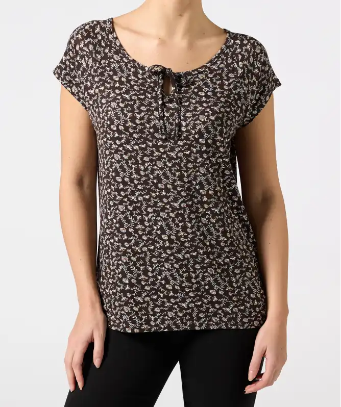 Tričko se šněrováním