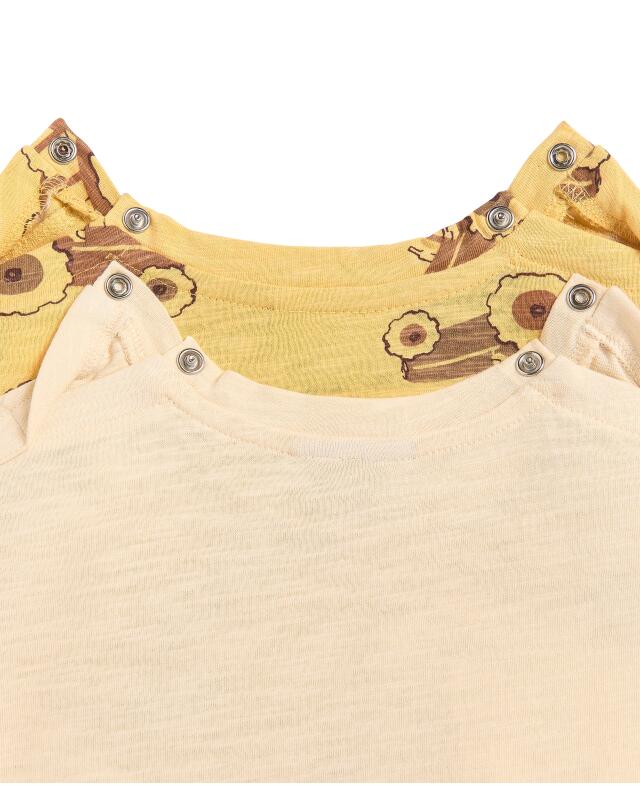 Newborn all-in-ones with tractors for boys, beige (KiK Newborn Einteiler mit Traktoren (Beige)) — KiK, authentic German product in Morocco