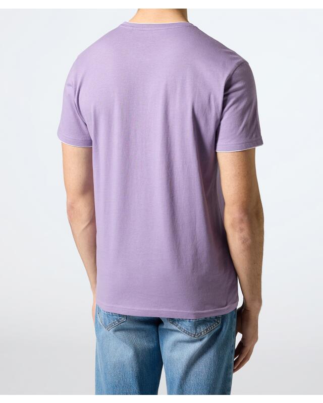 T-shirt effet double couche homme, violet foncé (KiK T-Shirt in Doppellagenoptik (dunkellila)) — KiK, produit allemand authentique au Maroc