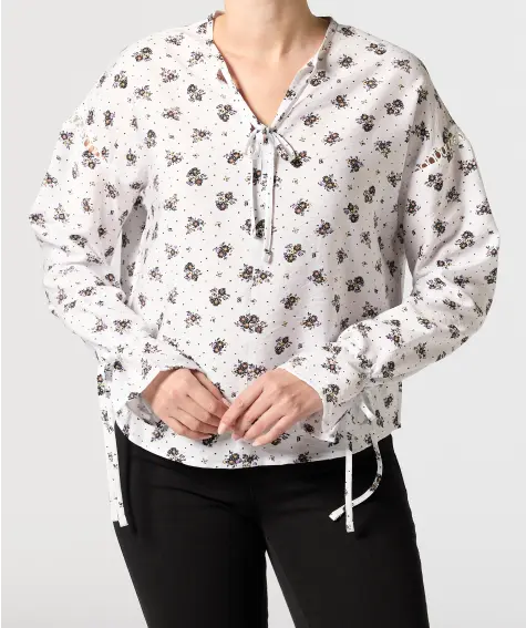 Halenka se šněrováním