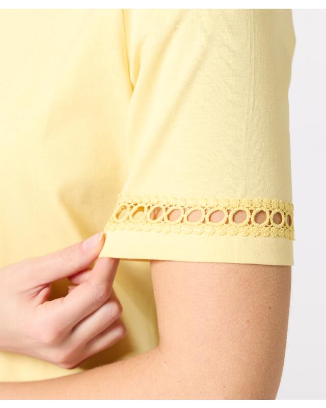 T-shirt à détails au crochet femme, jaune clair (KiK T-Shirt mit Häkeldetails (hellgelb)) — KiK, produit allemand authentique au Maroc