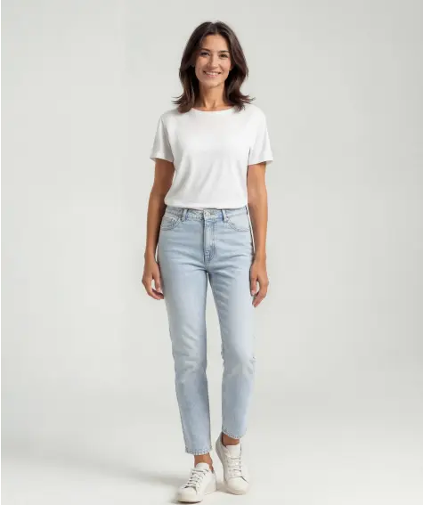 Mom-Jeans mit Waschungseffekten