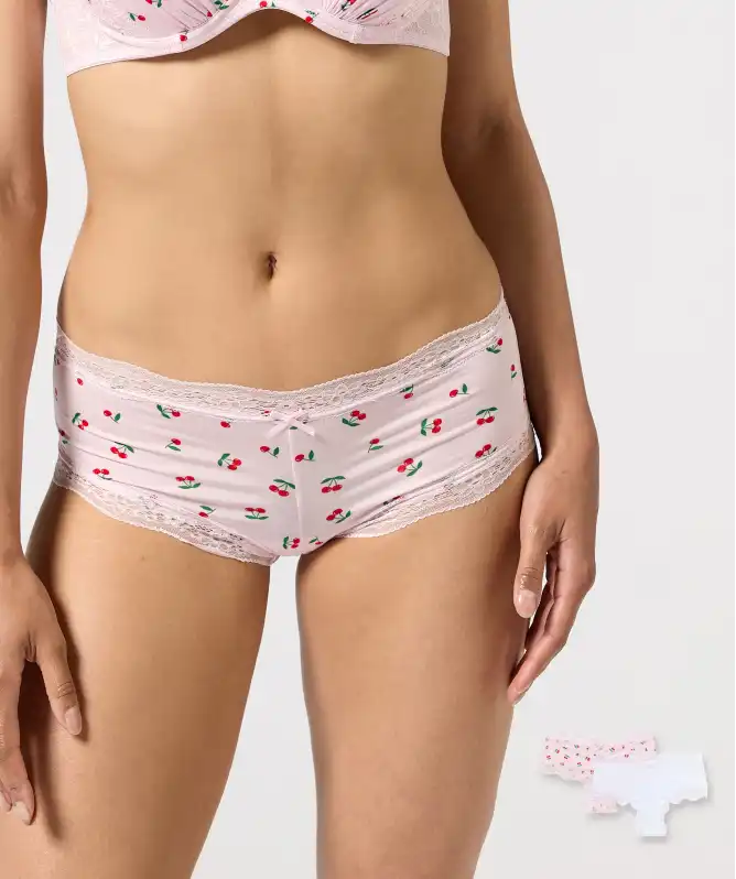 Pantys mit Spitzenkanten