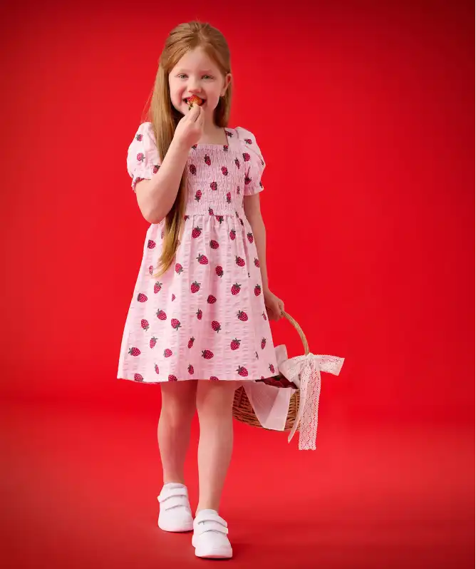 Kinder jurk met aardbeien