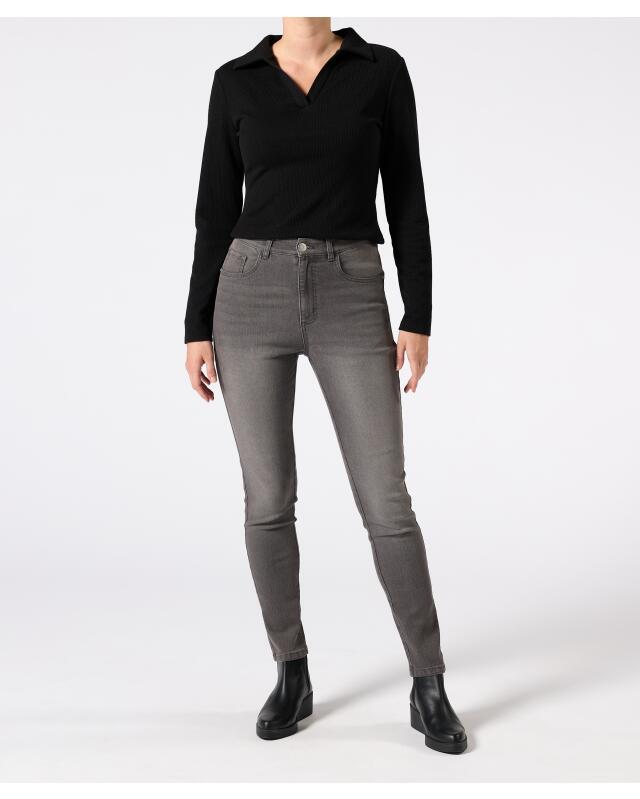 Jean taille haute femme, jean gris — KiK, produit allemand authentique au Maroc
