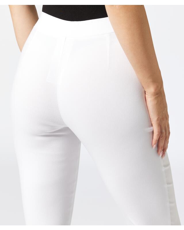 سروال من البنغالين بقصة سكيني للنساء، أبيض (KiK Bengalinhose Skinny-fit (weiß)) — KiK, منتج ألماني أصلي في المغرب