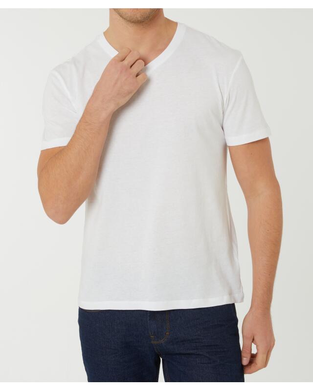 Basic T-shirt for men, white (KiK Basic T-Shirt (weiß)) — KiK, authentic German product in Morocco