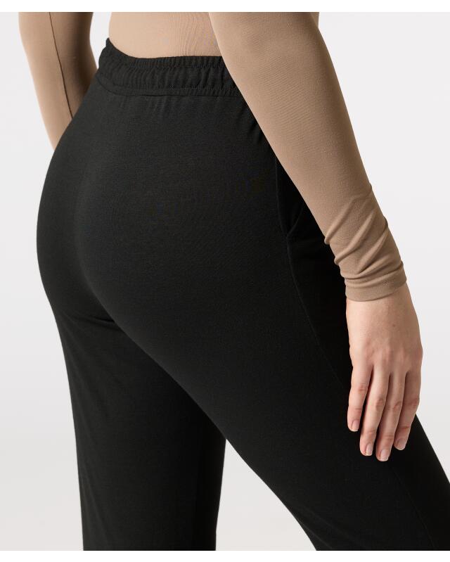 Pantalon de jogging à cordon de serrage femme, noir (KiK Jogginghose mit Tunnelzug (schwarz)) — KiK, produit allemand authentique au Maroc
