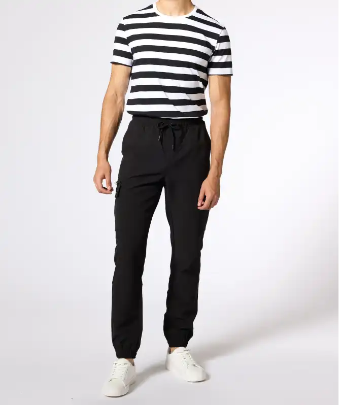 Cargohose mit elastischem Saum