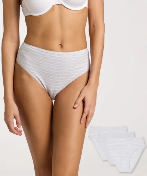 Slips mit Schriftzügen