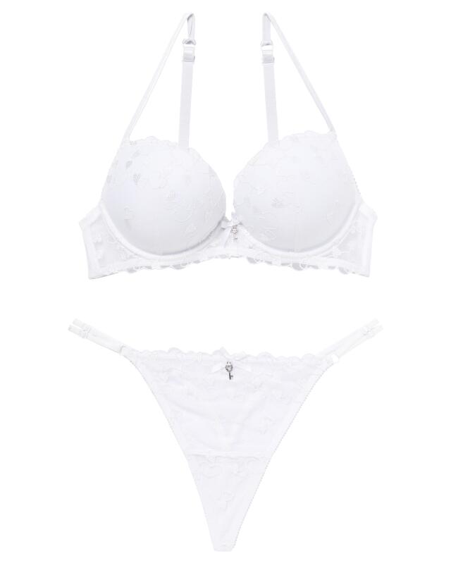حمالة صدر بوش أب + سترينغ بقلوب مطرزة للنساء، أبيض (KiK Push-up-BH + String mit Herzstickereien (weiß)) — KiK, منتج ألماني أصلي في المغرب