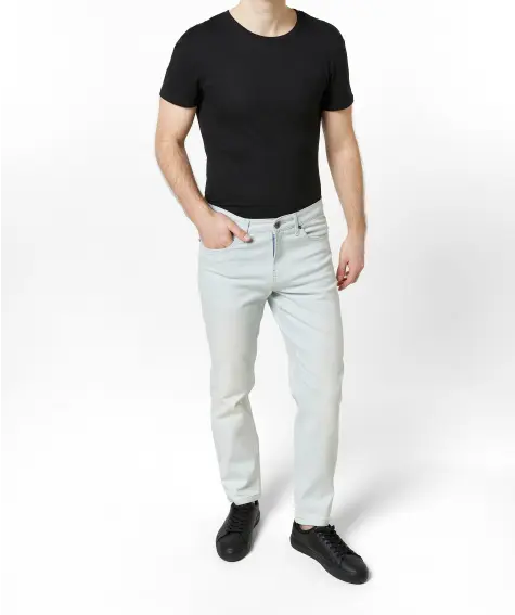 Basic jeans met lente maat 32