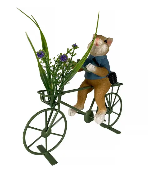 Deko-Hase auf Fahrrad Ostern