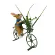 Deko-Hase auf Fahrrad Ostern