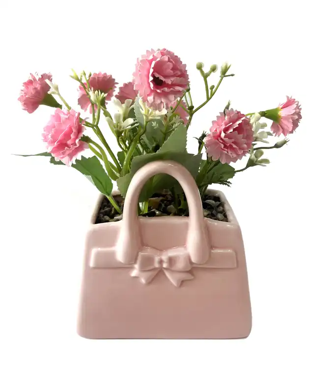 Kwiaty sztuczne w doniczce