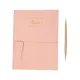 Cuaderno con bolígrafo