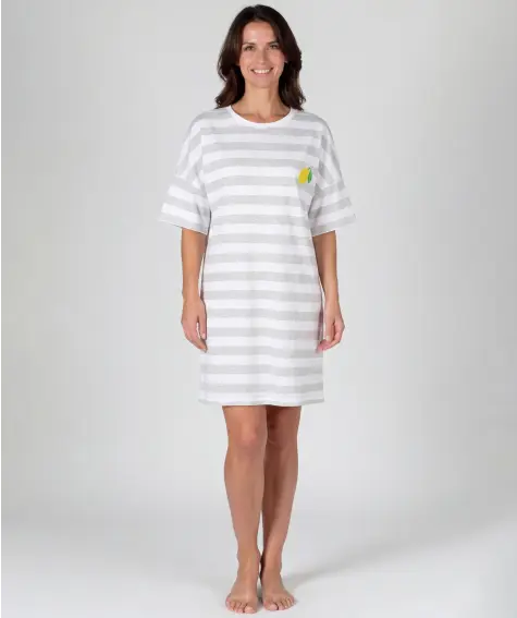 Bigshirt mit Stickerei