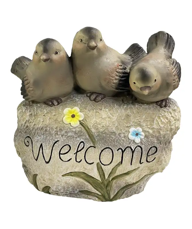 Deko-Vögel mit Willkommensschriftzug