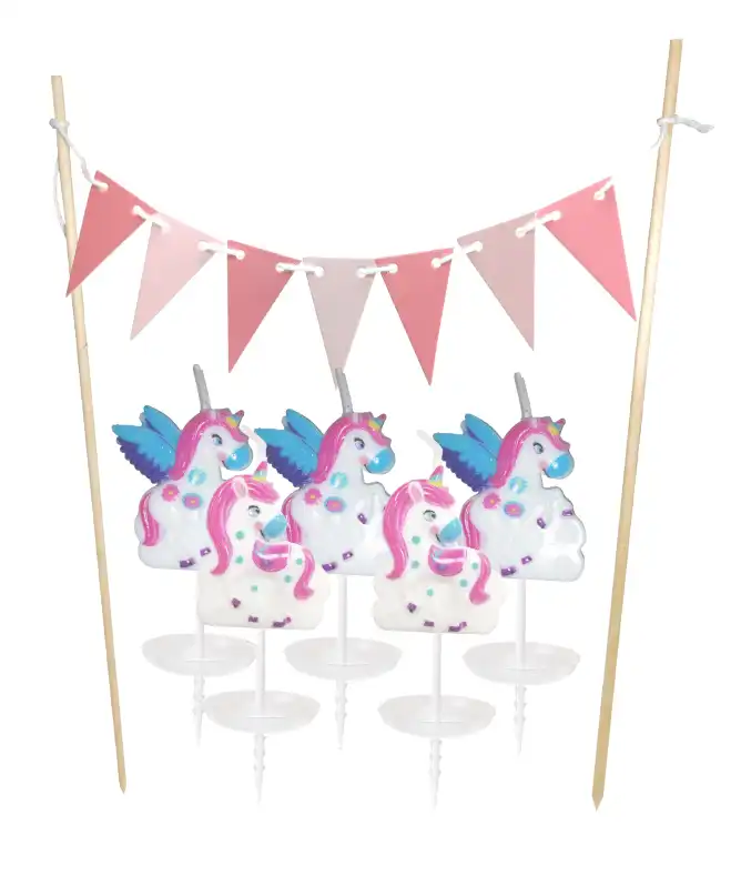 Zdobení dortu svíčkami