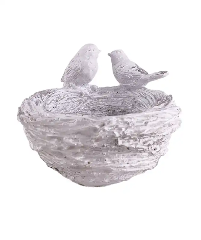 Vogelbad met figuren