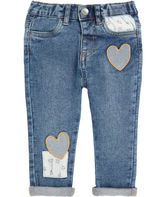 Jeans mit Herz-Patches