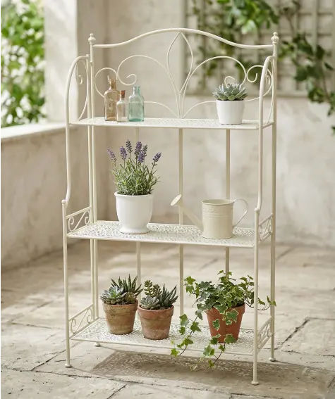 Pflanzenregal aus Metall