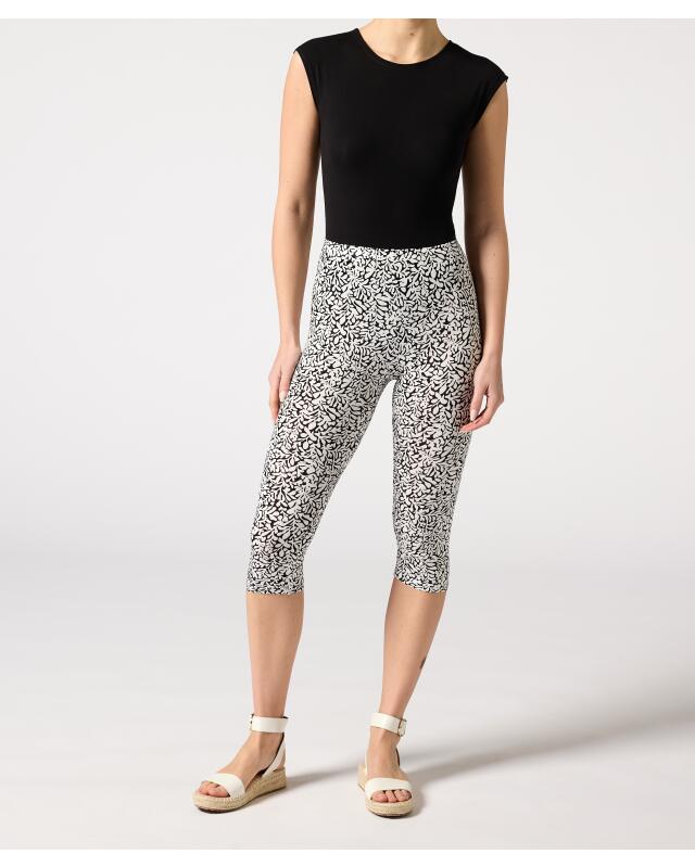 Viscose leggings for women, black printed — KiK, authentic German product in Morocco