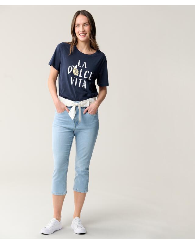 Jean capri avec ceinture en tissu femme, jean clair — KiK, produit allemand authentique au Maroc