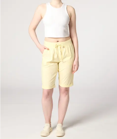 Locker sitzende Shorts