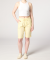 Locker sitzende Shorts hellgelb