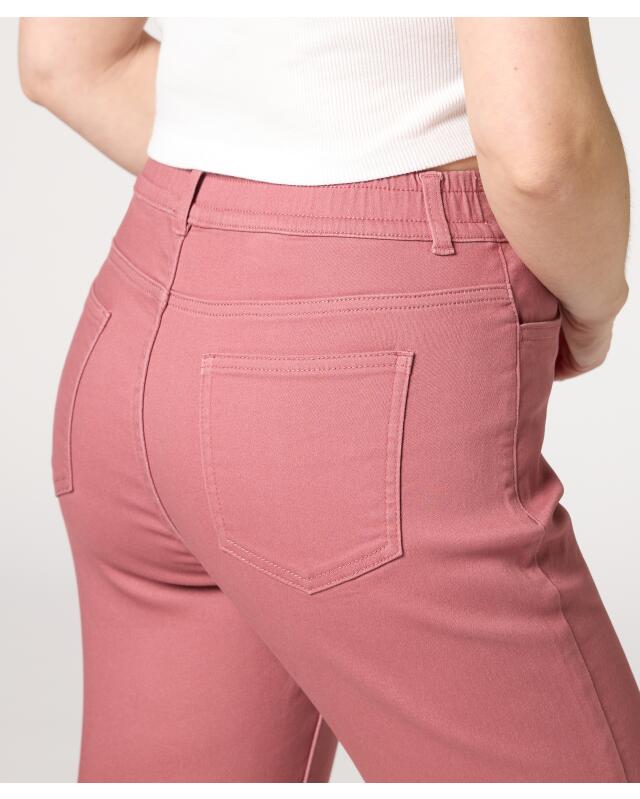 Short bermuda en twill femme, rose foncé (KiK Twillshorts in Bermudalänge (dunkelrosa)) — KiK, produit allemand authentique au Maroc