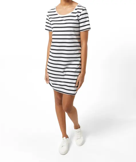 Gestreiftes Kleid
