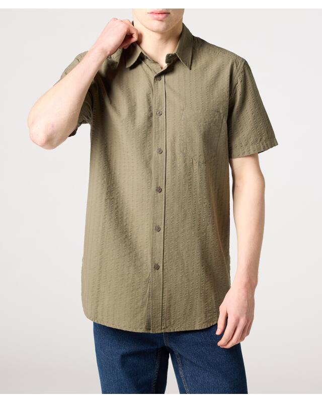 Chemise en seersucker à boutonnage homme, kaki — KiK, produit allemand authentique au Maroc