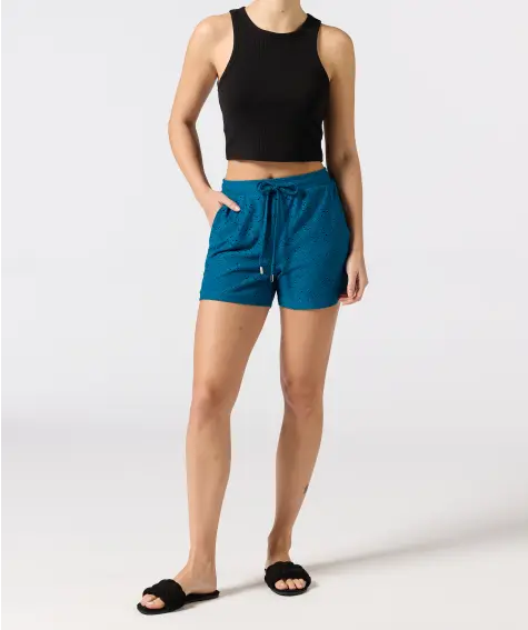 Shorts mit Lochstickereien