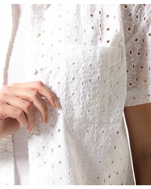 Short-sleeve blouse with eyelet pattern for women, white (KiK Kurzarmbluse mit Lochmuster (weiß)) — KiK, authentic German product in Morocco