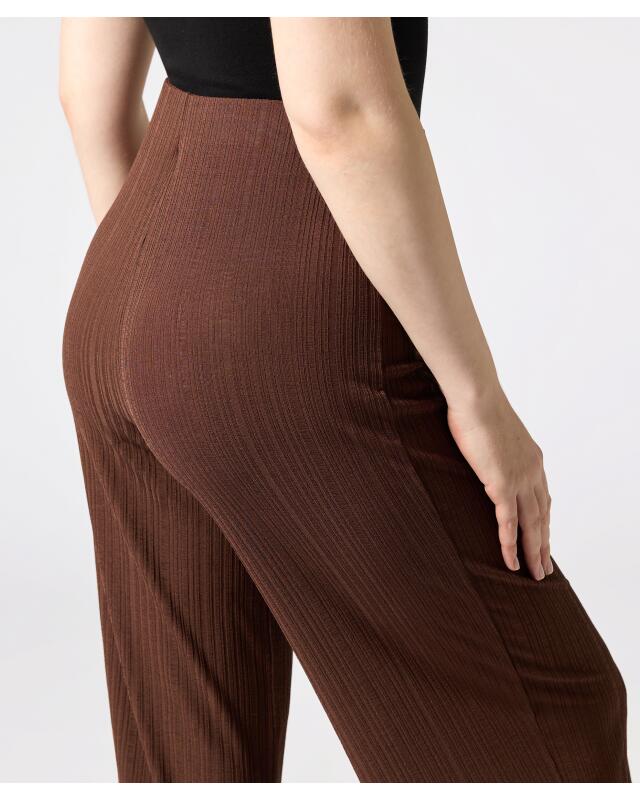 Culottes with textured stripes for women, brown (KiK Culotte mit Streifenstruktur (braun)) — KiK, authentic German product in Morocco