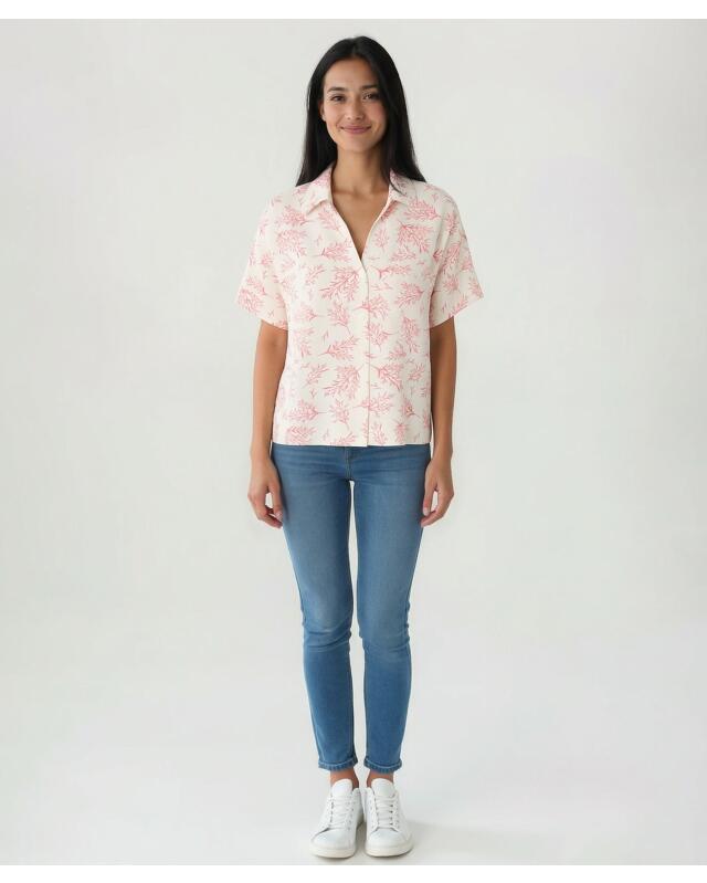 Short-sleeve linen-blend blouse for women, red printed — KiK, authentic German product in Morocco