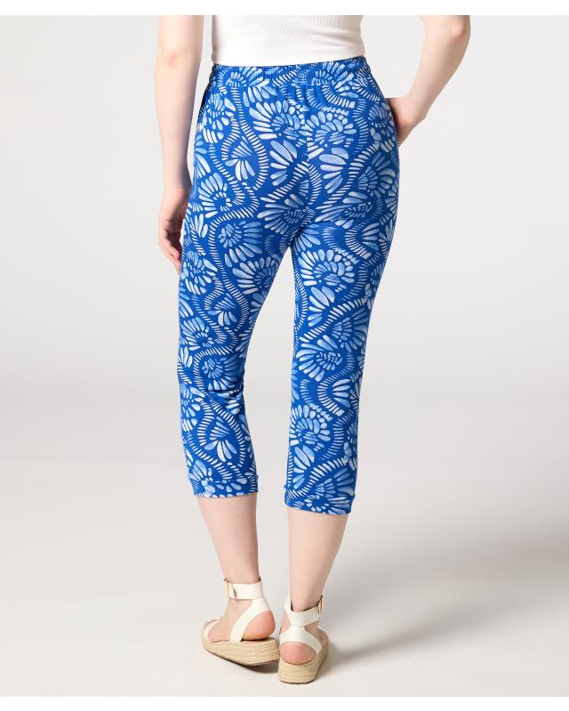 Capri-length trousers for women, blue printed (KiK Blaue Hose in Caprilänge (blau bedruckt)) — KiK, authentic German product in Morocco