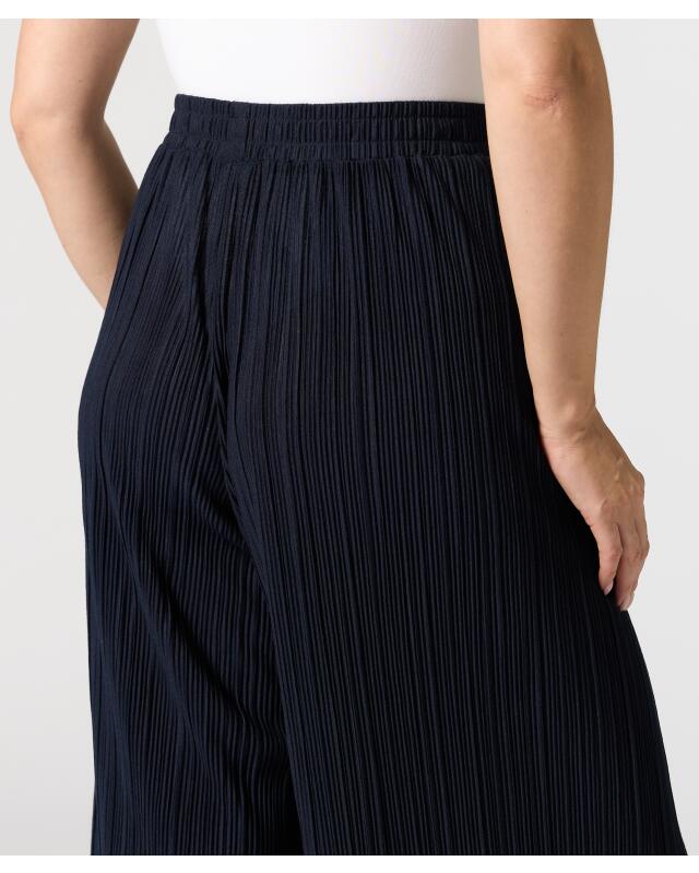 7/8-length pleated culottes for women, navy (KiK Plissee-Culotte in 7/8-Länge (dunkelblau)) — KiK, authentic German product in Morocco