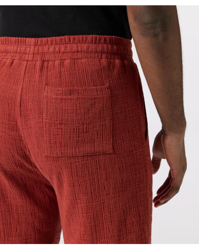 Textured Bermuda-length shorts for men, dark red (KiK Strukturierte Shorts in Bermudalänge (dunkelrot)) — KiK, authentic German product in Morocco
