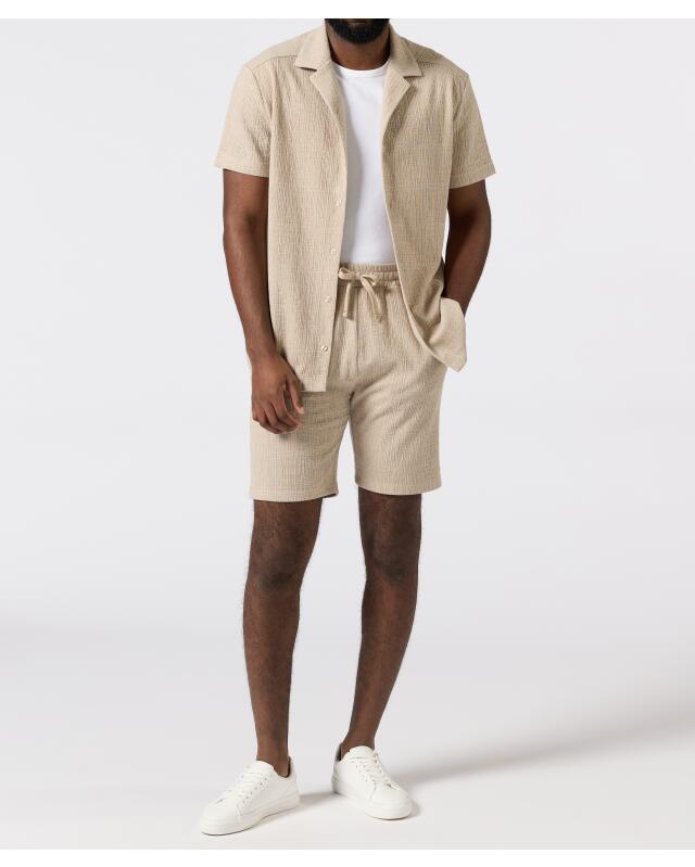 Textured Bermuda-length shorts for men, natural (KiK Strukturierte Shorts in Bermudalänge (naturfarben)) — KiK, authentic German product in Morocco